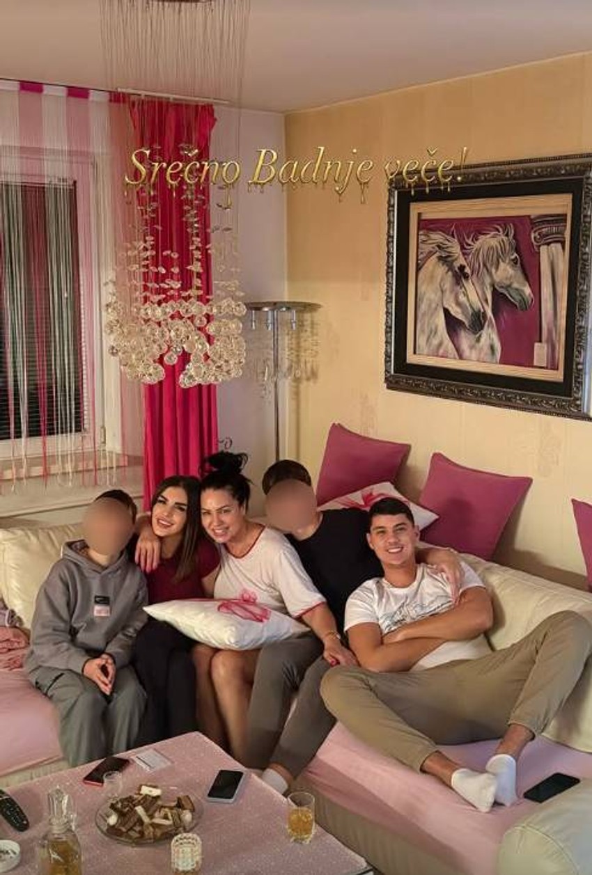 Badnje veče u domu Zlate Petrović