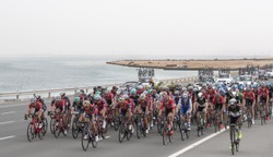 Abu Dhabi Tour: Rafał Majka siódmy na trzecim etapie. Rui Costa liderem wyścigu