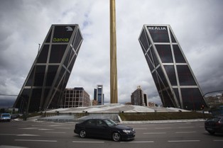 Fuzja CaixaBanku i Bankii. Powstał największy bank w Hiszpanii o wartości 664 mld euro