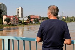 ZUS: Można składać wnioski o umorzenie składek dla poszkodowanych przez powódź