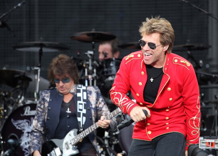 2. Bon Jovi - 125 mln USD.