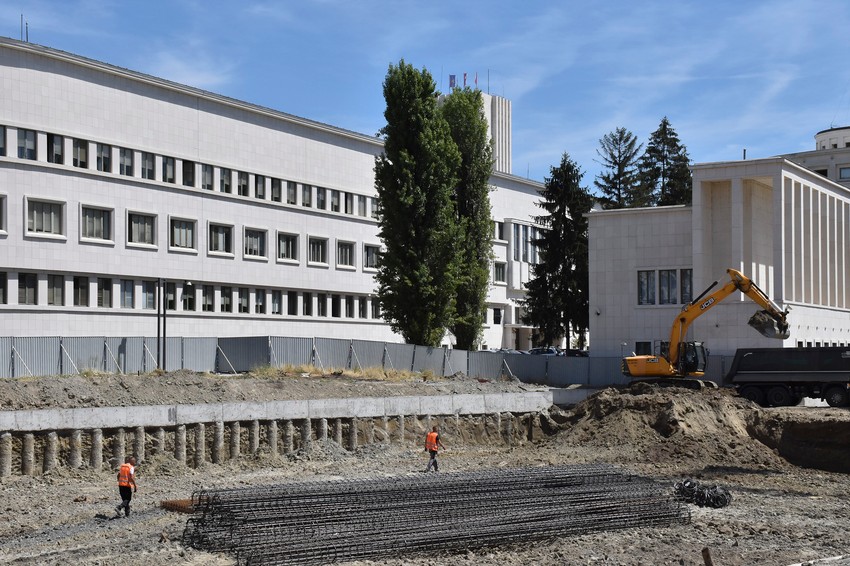 Izgradnja podzemnih garaža u centru Novog Sada