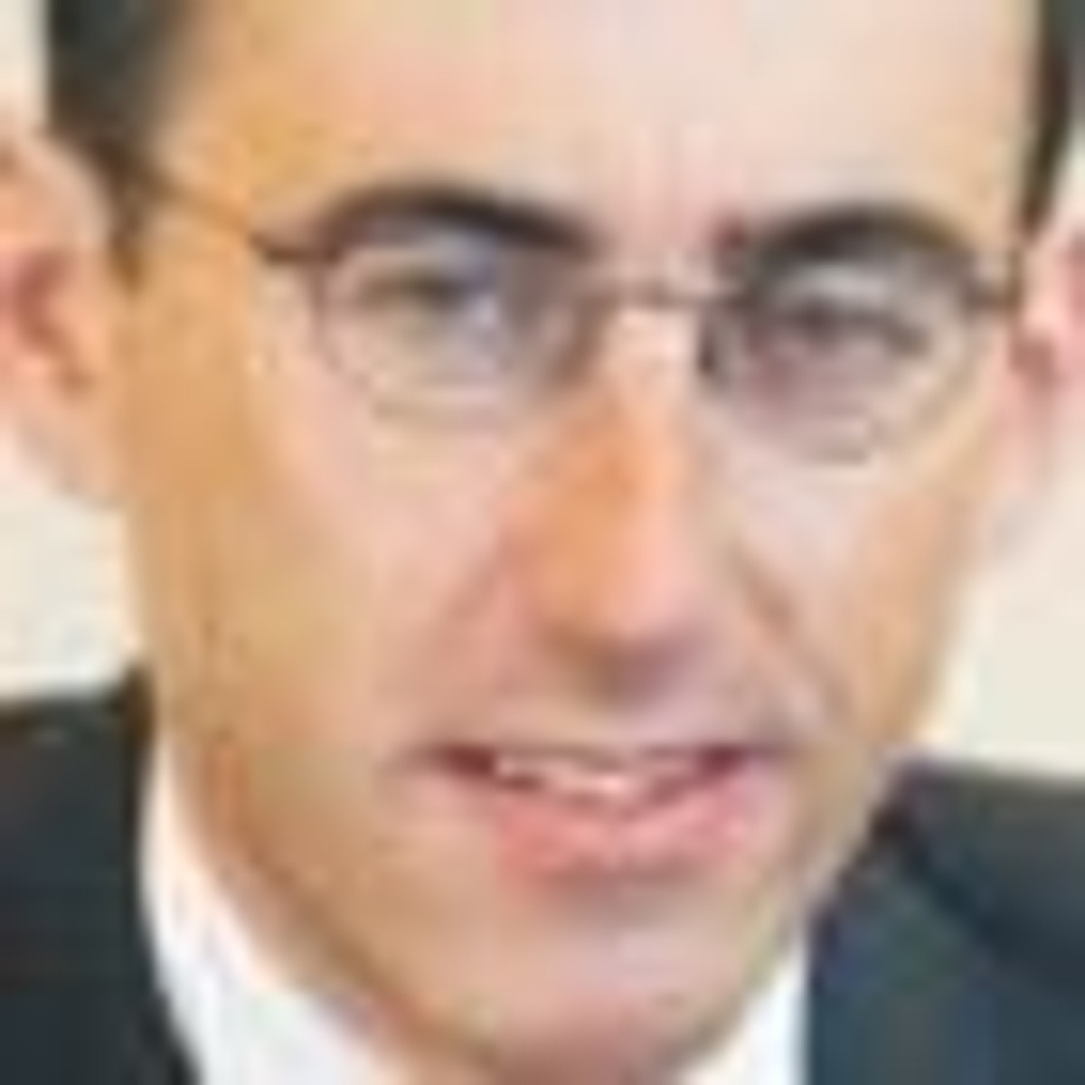 Wojciech Jaworski, adwokat LL.M., współpracujący z Allen & Overy A. Pędzich