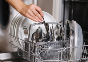 Ceo život pogrešno stavljate escajg u mašinu za sudove: Stručnjaci otkrili jedini ispravan način