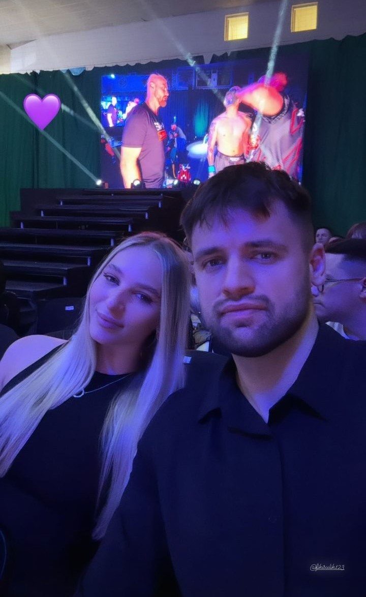 Filip Sulík s priateľkou Kristínou.