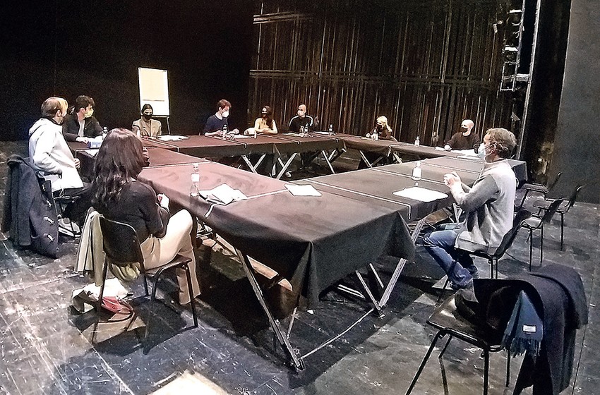 Proba predstave „Kaspar“ Petera Handkea, u režiji Miloša Lolića, u JDP