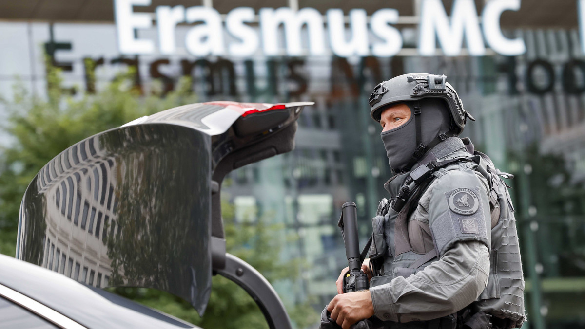 Chaos w Rotterdamie. Strzelanina w centrum Erasmus
