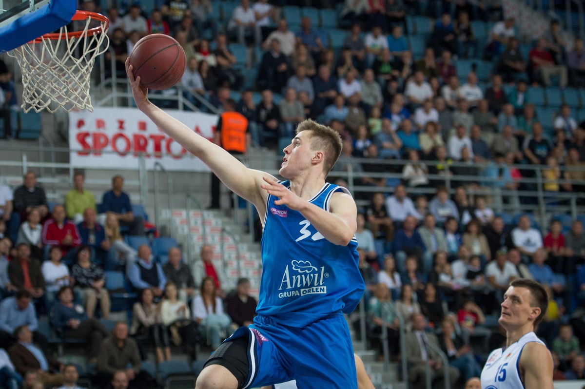 Tauron Basket Liga: Zwycięstwo Anwilu po dwóch dogrywkach