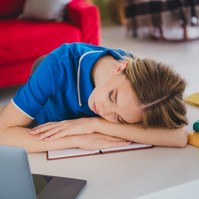 A zsírmáj 4 stádiuma: így ismerheti fel időben - a fáradtság az első jel