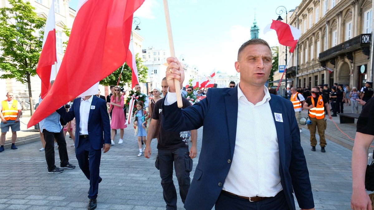 Robert Bąkiewicz. Kolejne miliony, tym razem na Centrum Niepodległości