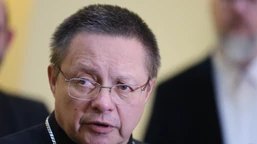 mocne słowa kardynała grzegorza rysia. chodzi o migrantów i pedofilię