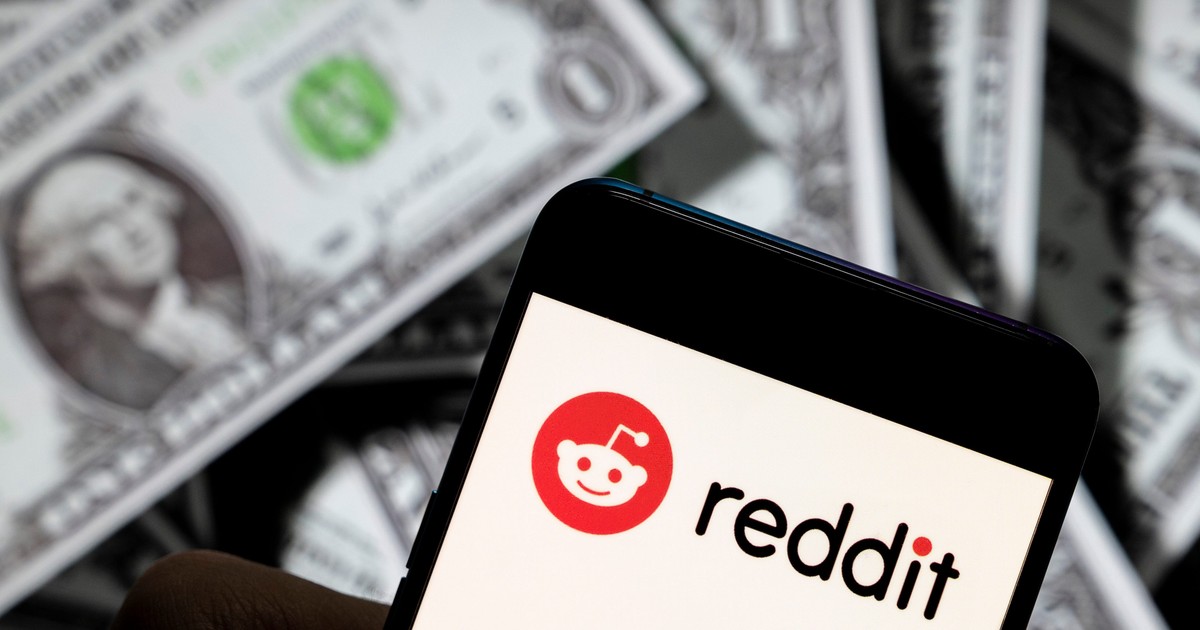 Reddit's lost money for nearly 20 years. Turning a profit is going to ...