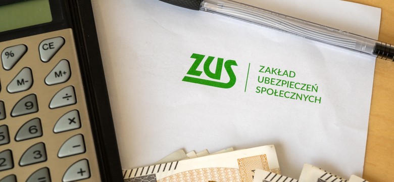 Problemy z interpretacją przepisów. Kiedy można wrócić do niższych składek ZUS?