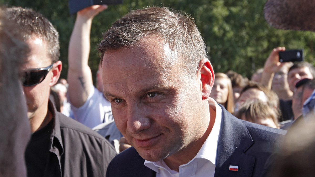 Zawsze będę patronował dialogowi zmierzającemu do rozwiązywania najważniejszych problemów społecznych – zadeklarował prezydent Andrzej Duda w liście do uczestników 33. Ogólnopolskiej Pielgrzymki Ludzi Pracy, odczytanym w niedzielę na Jasnej Górze.