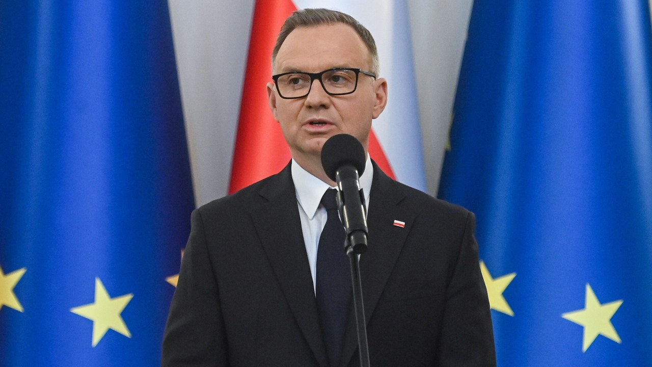 Andrzej Duda o sędziach. Nagle wspomniał o wieszaniu za zdradę