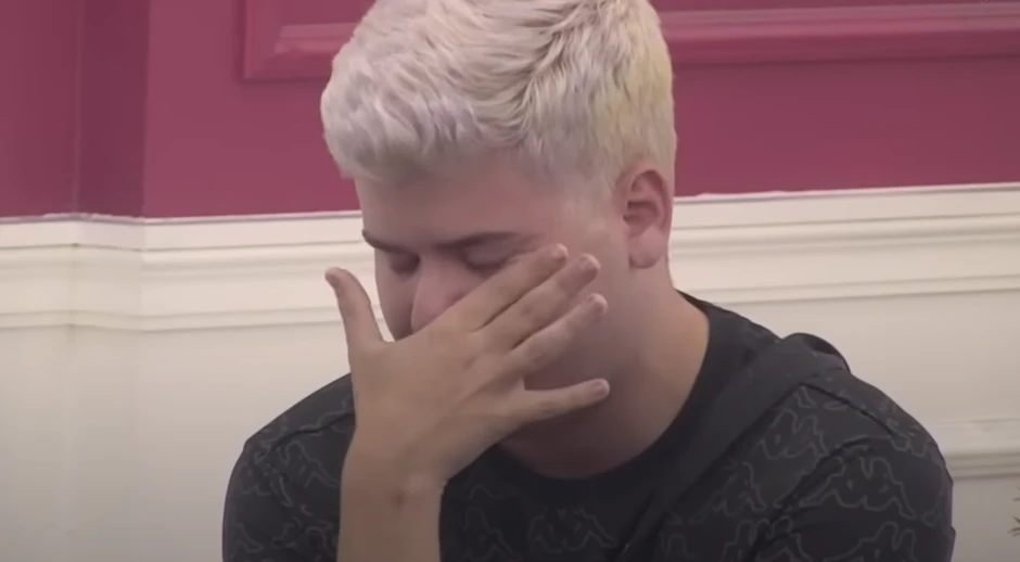 Uroš Stanić se naduo od suza zbog Bore Santane u Eliti 9: Nisam gej, neću da ti dajem lažnu nadu