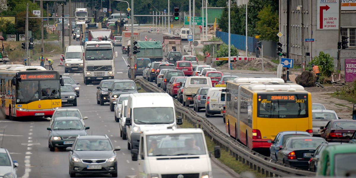 Skrzyżowanie Marsa i Chełmżyńskiej w Warszawie