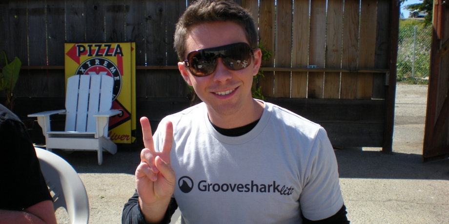 Grooveshark, streaming music: "We started out nearly ten years ago with the goal of helping fans share and discover music. But despite best of intentions, we made very serious mistakes. We failed to secure licenses from rights holders for the vast amount of music on the service. That was wrong. We apologize. Without reservation." — Grooveshark management