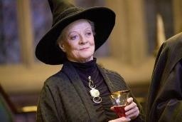 Maggie Smith w filmie "Harry Potter i Czara Ognia"