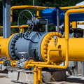 Gazprom przykręca kurek. W Europie rosną ceny gazu i obawy o bezpieczeństwo dostaw
