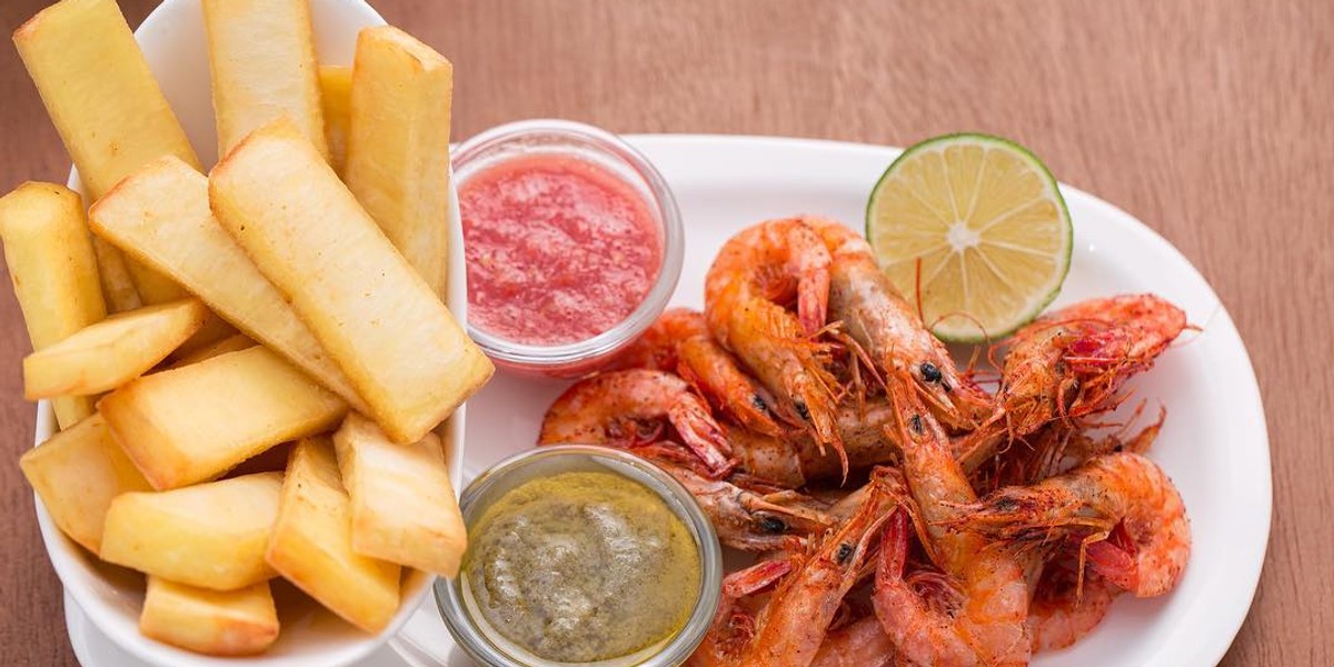 How to prepare fried yam with crispy fried shrimps Pulse Ghana