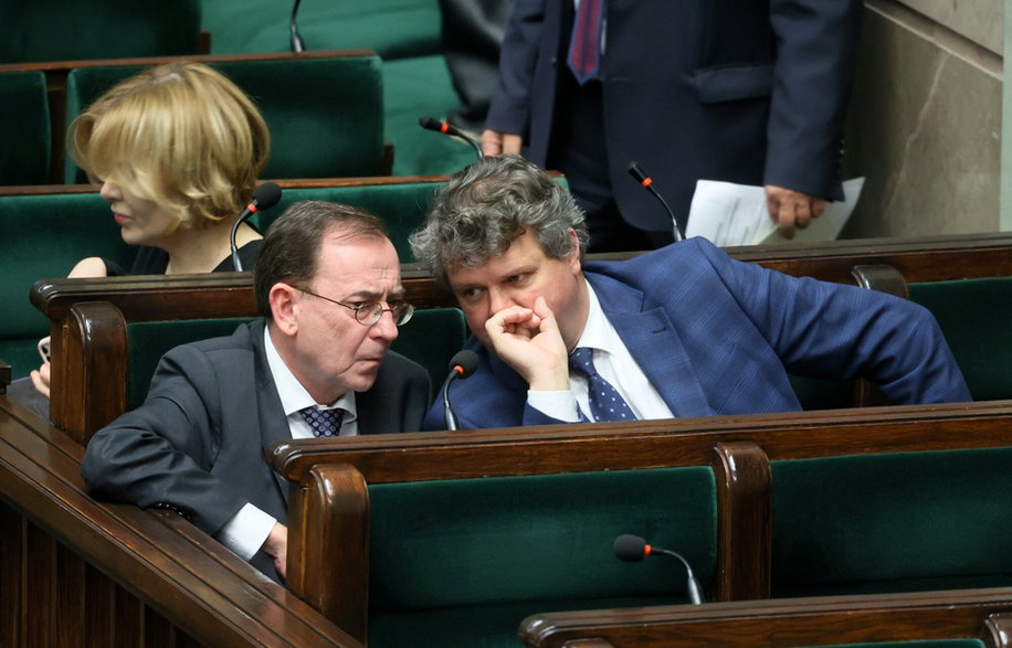 Mariusz Kamiński i Maciej Wąsik podczas posiedzenia Sejmu w listopadzie 2022 r.
