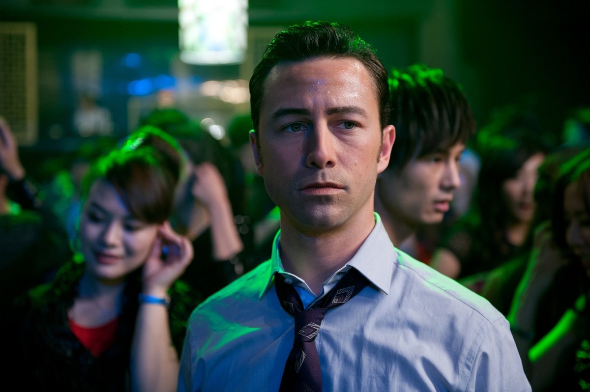 Joseph Gordon-Levitt w filmie "Looper"