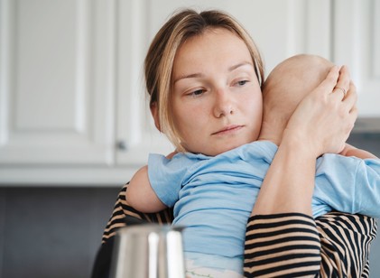 „Azt hittem, csak a szülés utáni káosz az oka - de 46 évesen közölték velem, hogy demenciám van” című cikk nyitóképe