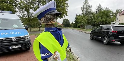 O niewielkiej mazurskiej wsi zrobiło się głośno w całej Polsce. Policja nie mogła tak tego zostawić