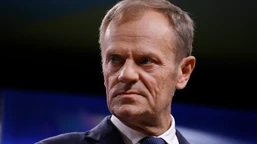 tusk wbija szpilę orbanowi. poszło o stanowisko wobec ukrainy, ale nie