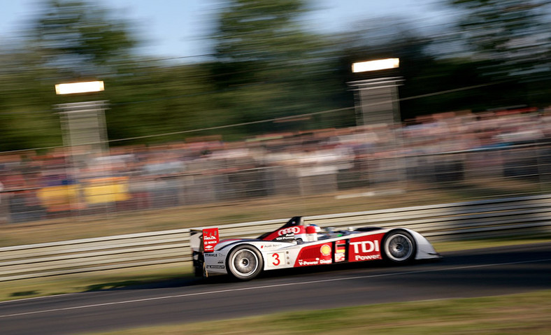 24 godziny Le Mans 2008: niespodziewana porażka Peugeota (fotogaleria)