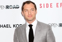 Jude Law rycerzem w starym stylu