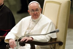 Kardynał Dziwisz dementuje informację o kanonizacji Jana Pawła II. Nie rozmawiał o tym z Franciszkiem