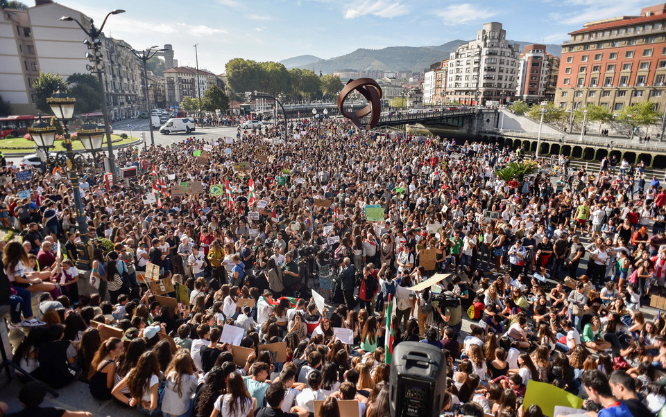 Młodzieżowy Strajk Klimatyczny w Bilbao (Hiszpania)