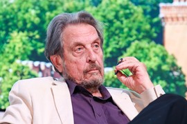 Odgajao PASTORKU JANU od njene 4. do 22. godine pa sa njom dobio DVOJE DECE: "Slučajno sam joj NAPRAVIO BEBU, ali moram da se RAZMNOŽAVAM", ovako živi OTAC ILONA MASKA - za druge ljude bizarno, za njega SKROZ NORMALNO