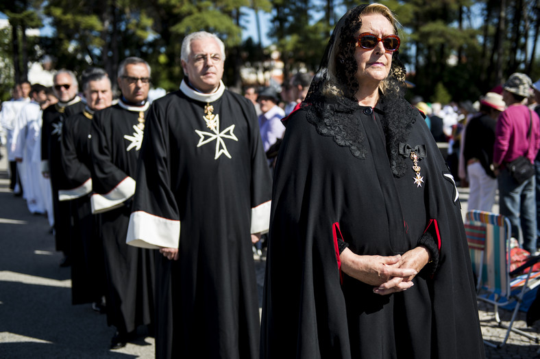 Członkowie Zakonu Maltańskiego w Fatimie, 2014 r.