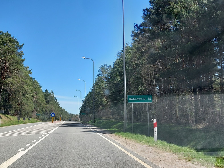 Trasa nr 65 w kierunku przejścia granicznego z Białorusią w Bobrownikach