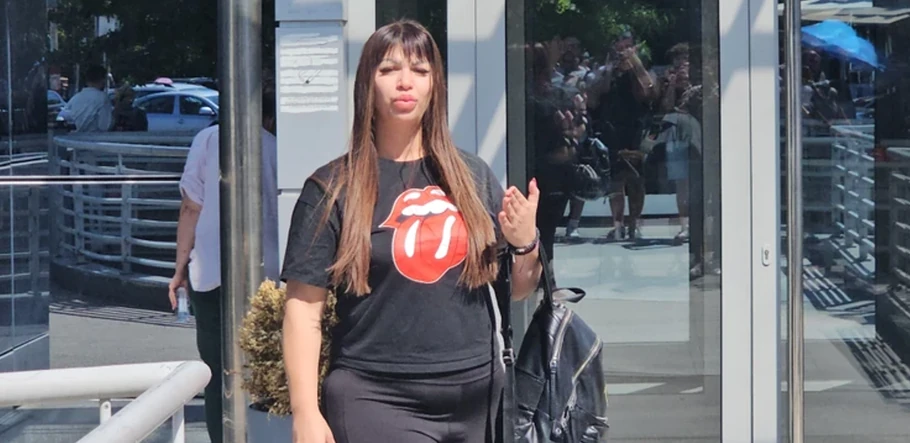 "U toaletu joj je napravio dete!" Marija Kulić je obelodanila zbog čega Miljana napušta Elitu 9 jednom mesečno, a ona i dalje pred kamerama vedri i oblači