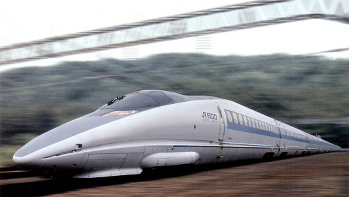 Japonia nie zwalnia. Pędzące dziś z prędkością 300 kilometrów na godzinę pociągi Shinkansen do 2025 roku mają przekroczyć barierę 500 km/h - informuje "Los Angeles Times".