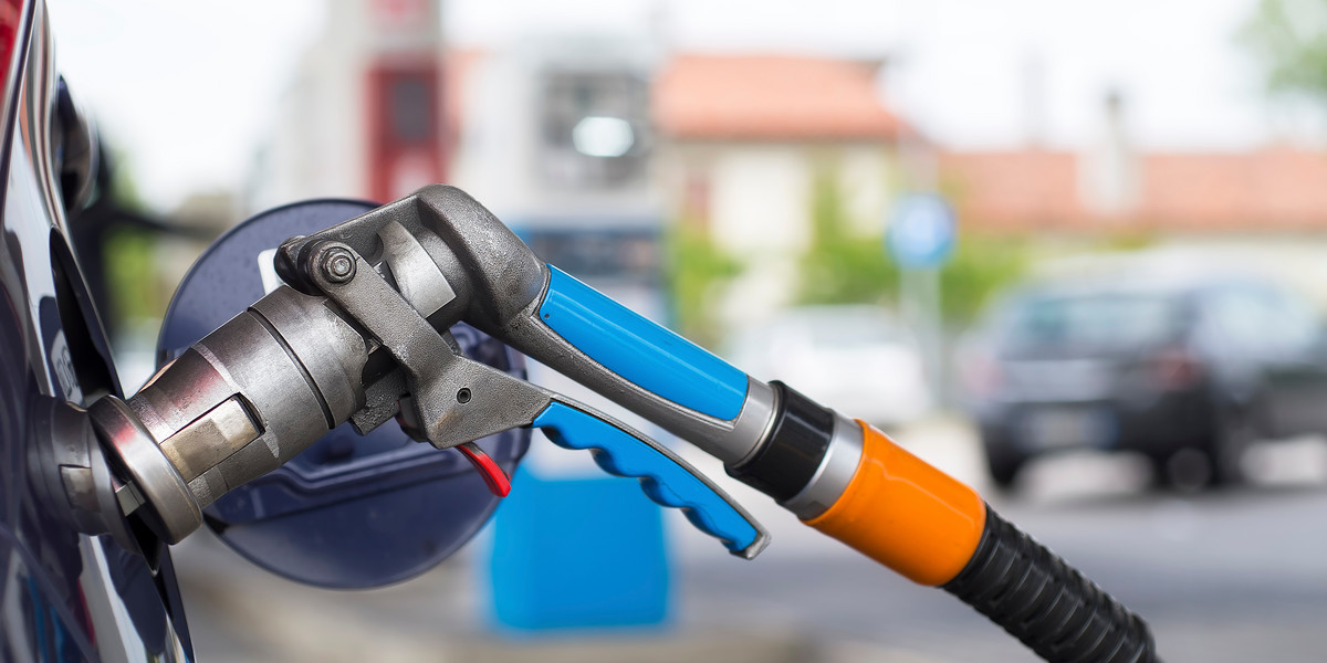 Ceny benzyn i oleju napędowego są stabilne. Mocno tanieje za to LPG. 