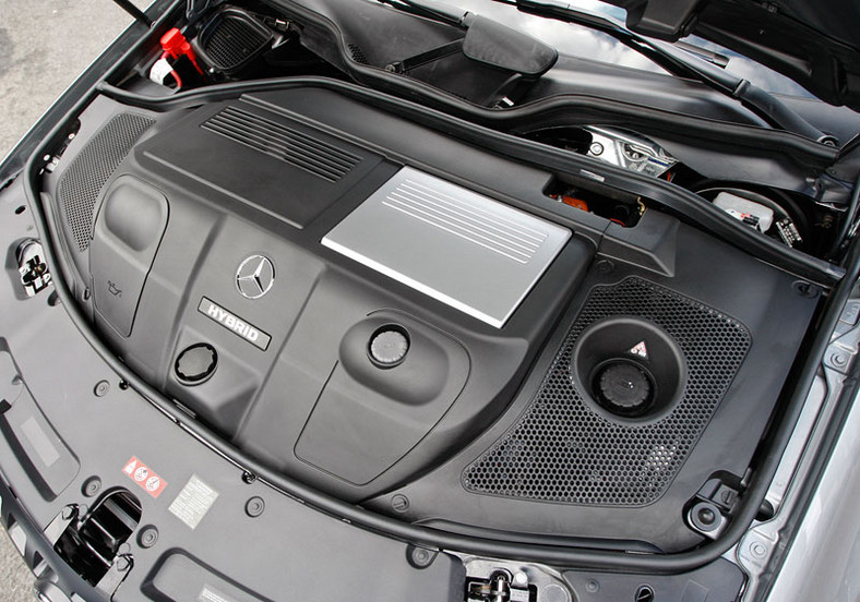 Mercedes-Benz ML 450 Hybrid nyní dostupný v USA, ale jen na leasing