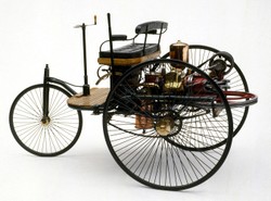 Poznajcie samochód, który ma już 125 lat!