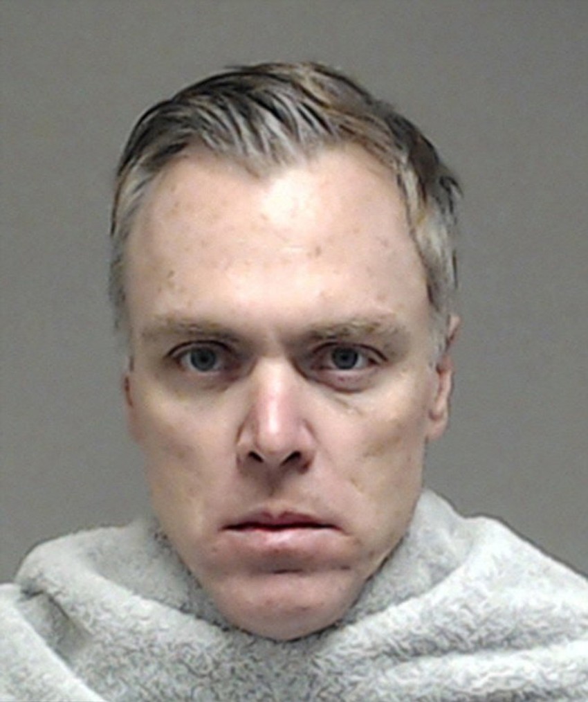 Dikaprijev brat po maćehi i Normandinin otac: Adam Farar