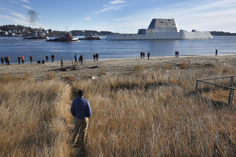 USS Zumwalt