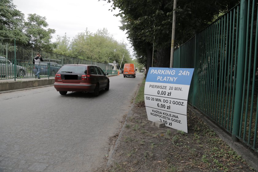 Cennik za parking pod szpitalem przy Grabiszyńskiej