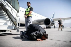 Afganistan odwołuje loty pasażerskie. Przestrzeń powietrzna tylko dla wojska