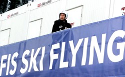 MŚ w lotach: Dobry lot Stocha w serii próbnej. Kwalifikacje przełożone na piątek