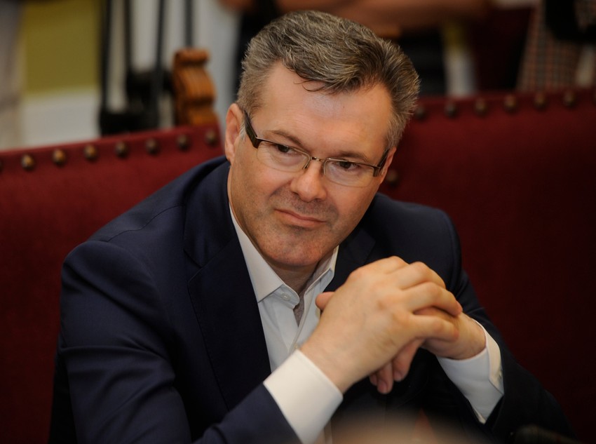 Igor Bečić tvrdi da kretanje vojske Srbije smeta samo zlobnicima koji u tome vide priliku za političko mešetarenje