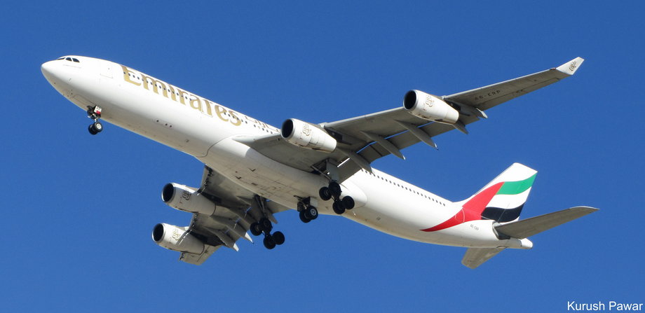 Airbus A340-313X w barwach Emirates