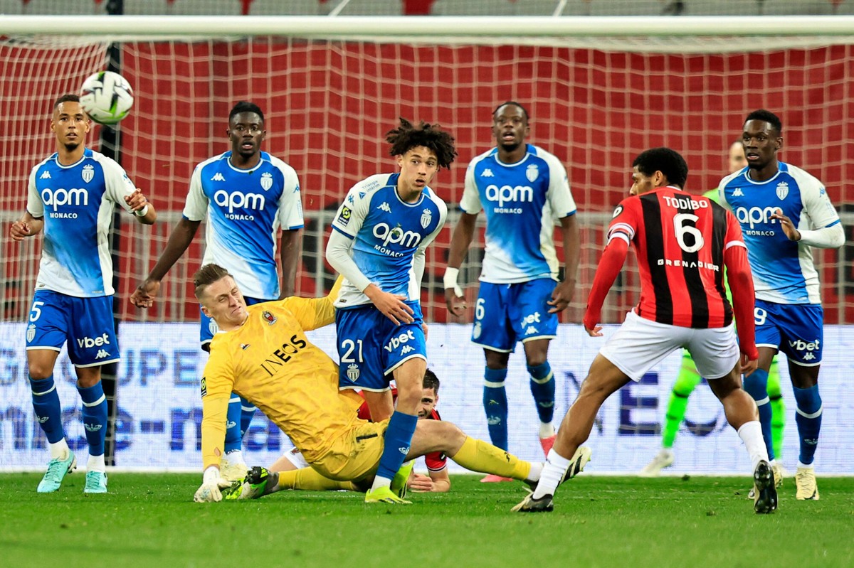 Marcin Bułka w meczu z AS Monaco nie zachował czystego konta